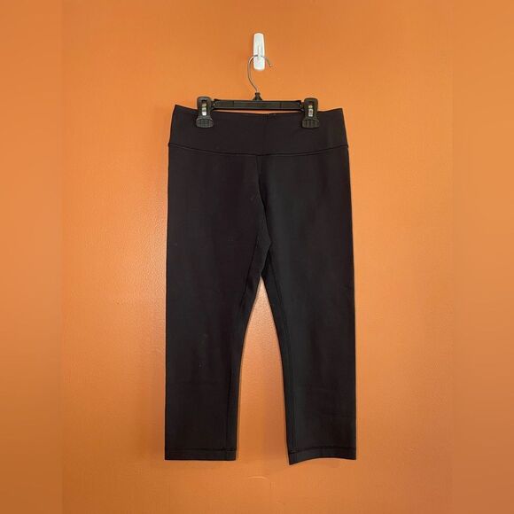 Lululemon Athletica Cropped Leggings in Black Womens Size 6 - Picture 1 of 5